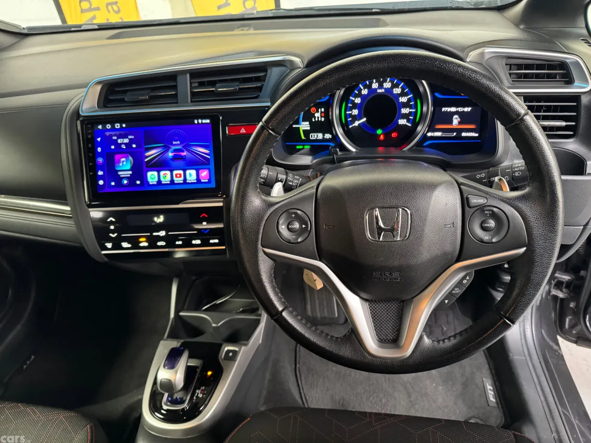Honda Fit Hatchback, Petrol Hybrid, 2017, Grey