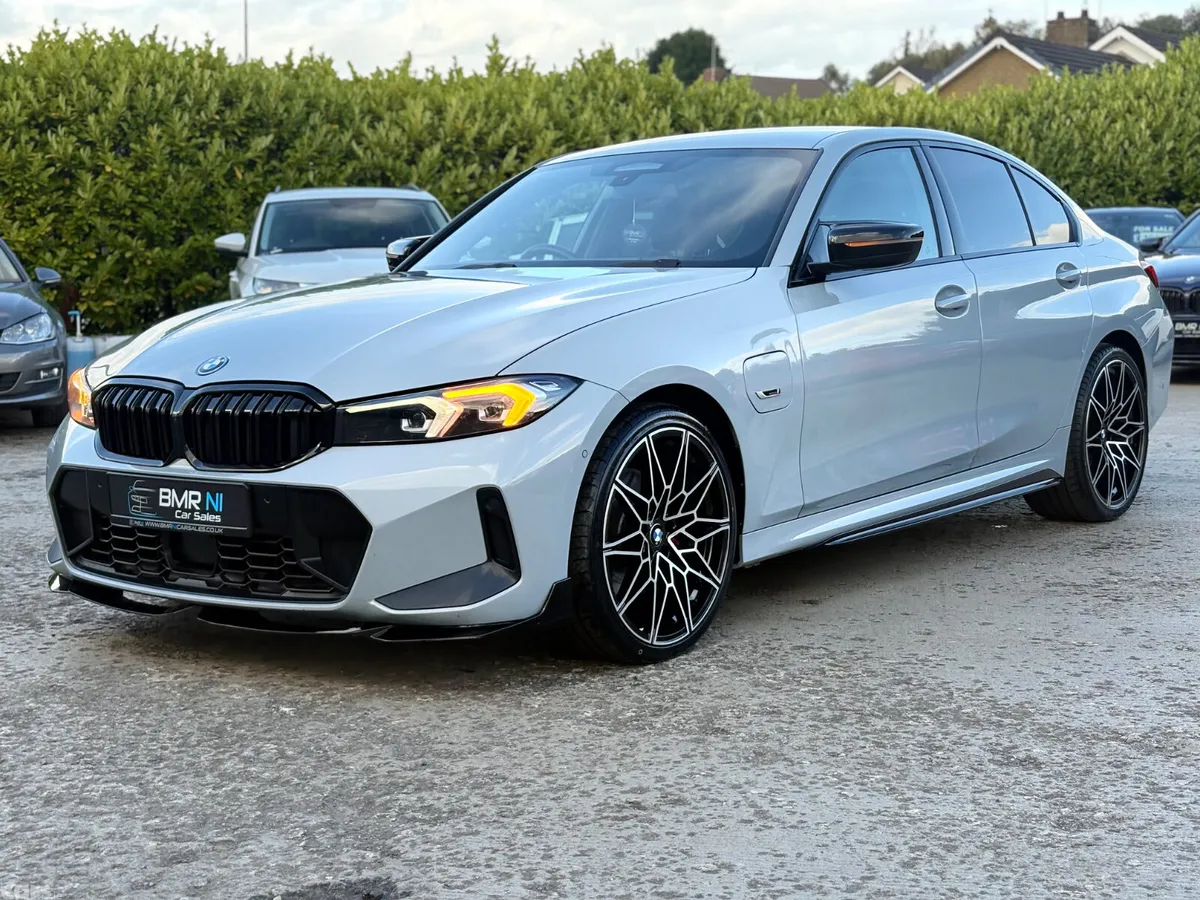 BMW 3-Series Saloon, Petrol Hybrid, 2023, Grey
