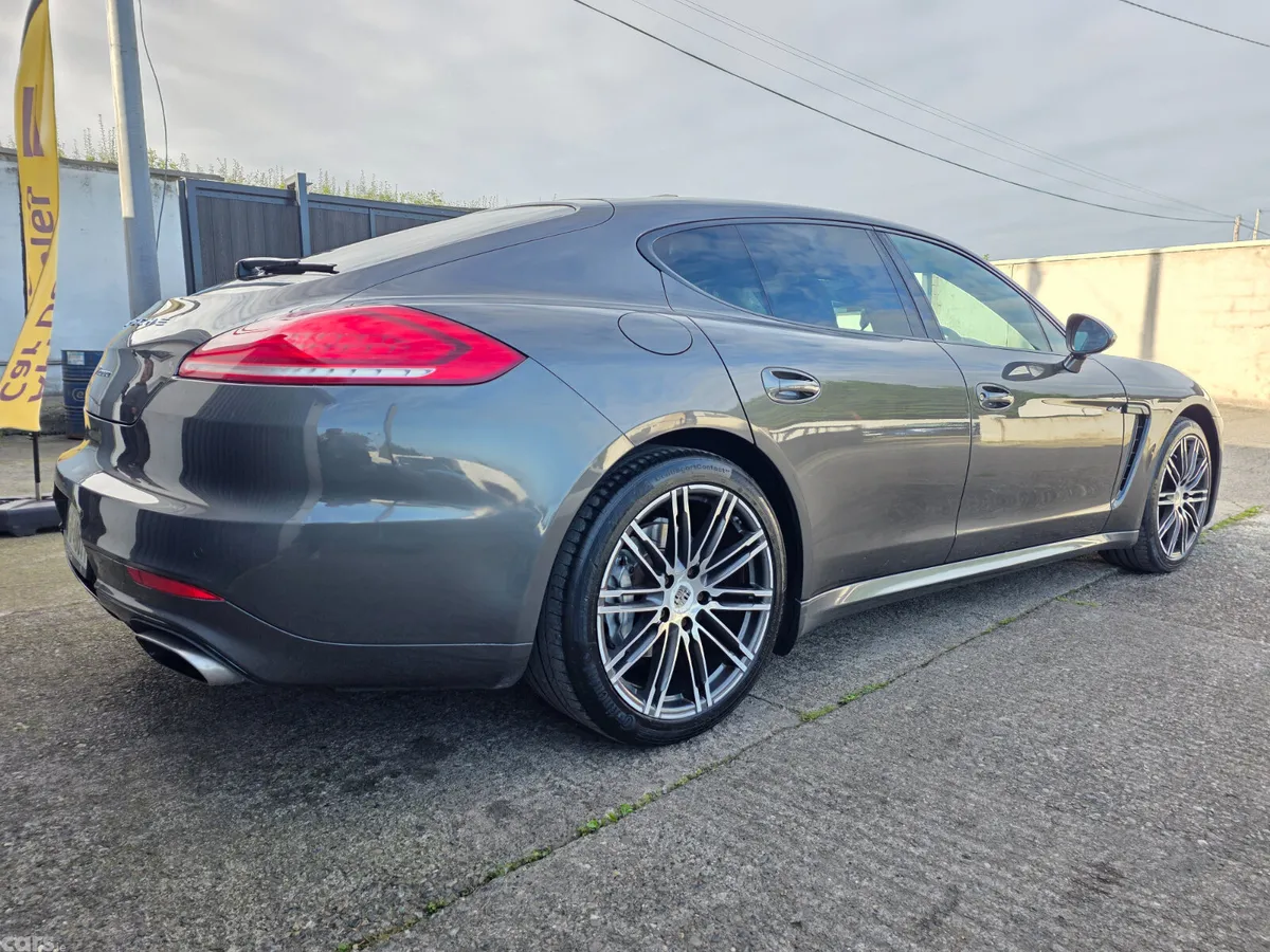 Porsche Panamera Hatchback, Diesel, 2016, Grey