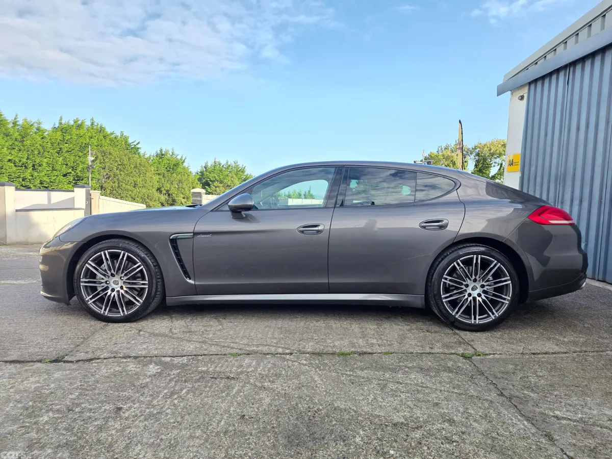 Porsche Panamera Hatchback, Diesel, 2016, Grey