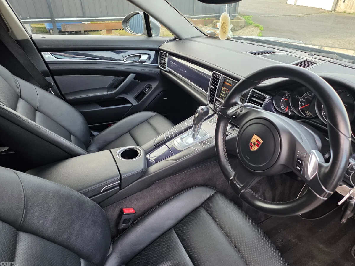 Porsche Panamera Hatchback, Diesel, 2016, Grey
