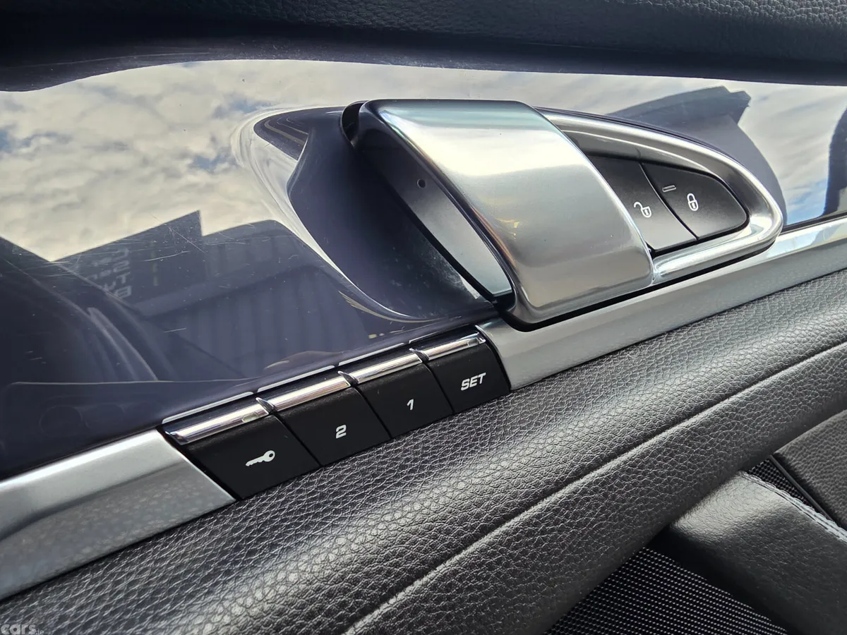 Porsche Panamera Hatchback, Diesel, 2016, Grey