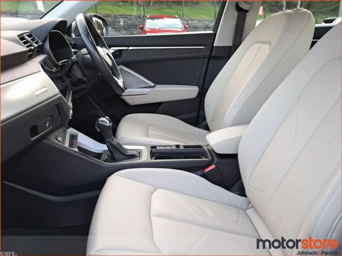 Audi Q3 SUV, Diesel, 2023, Grey
