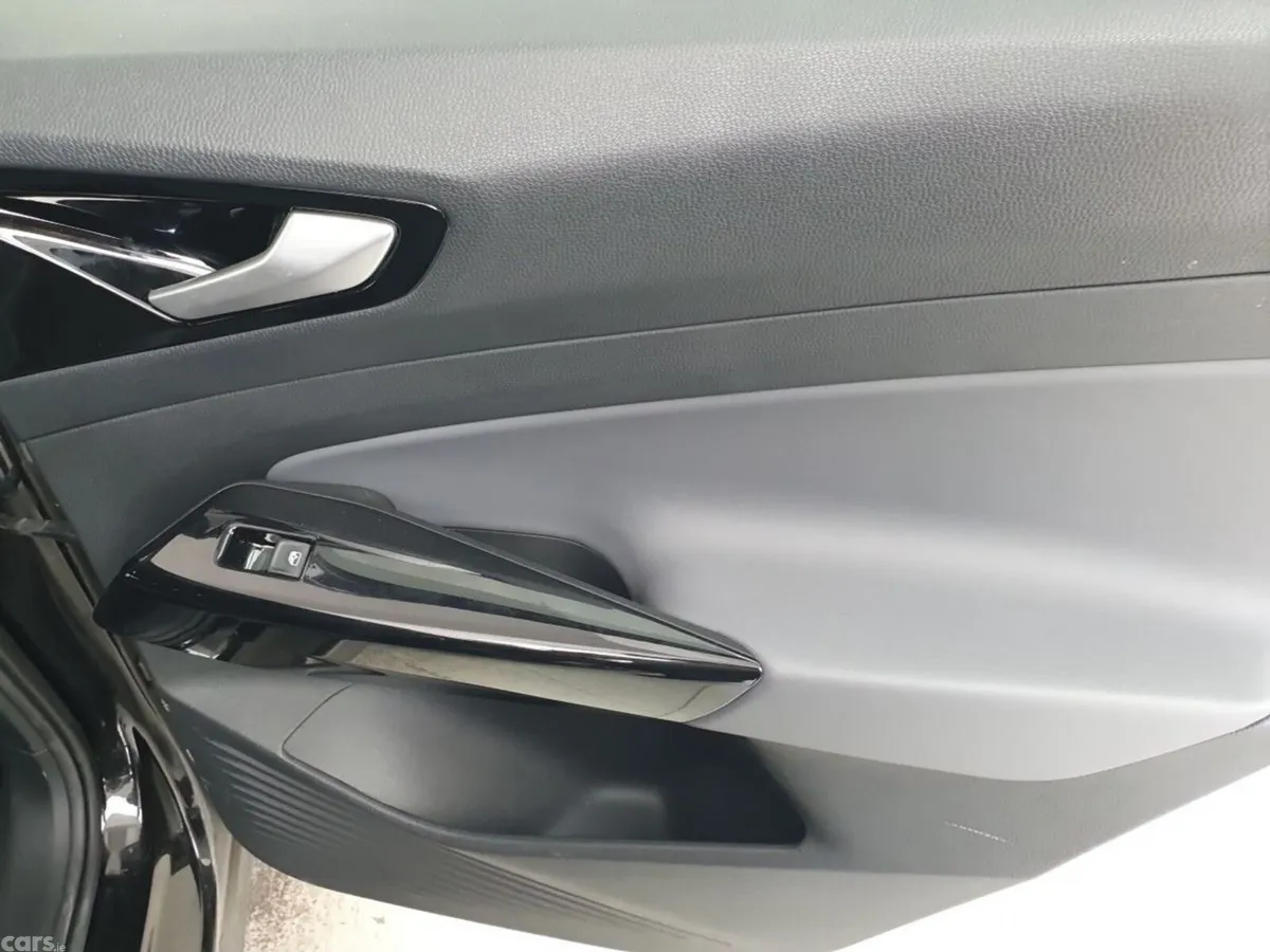 Volkswagen ID.4 Estate, Electric, 2023, Black