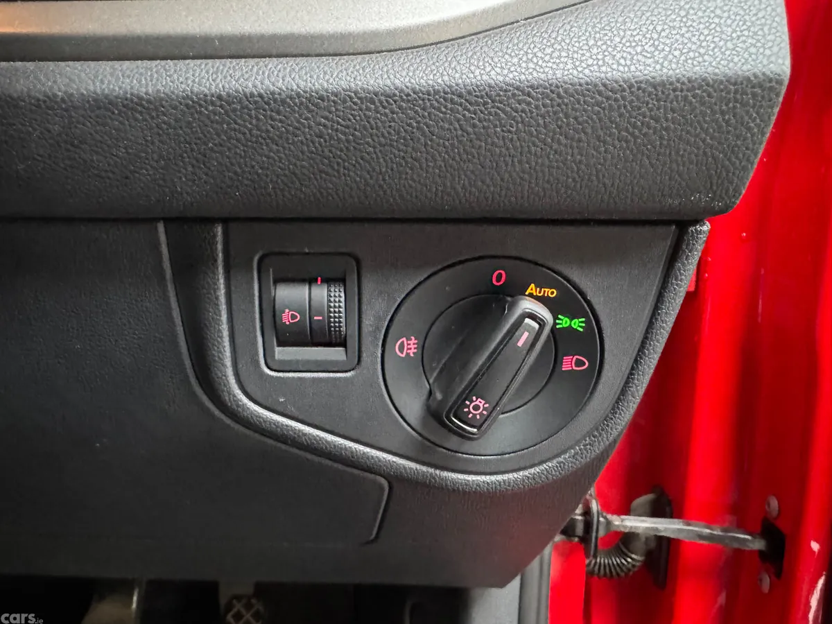 Volkswagen Polo Hatchback, Petrol, 2019, Red