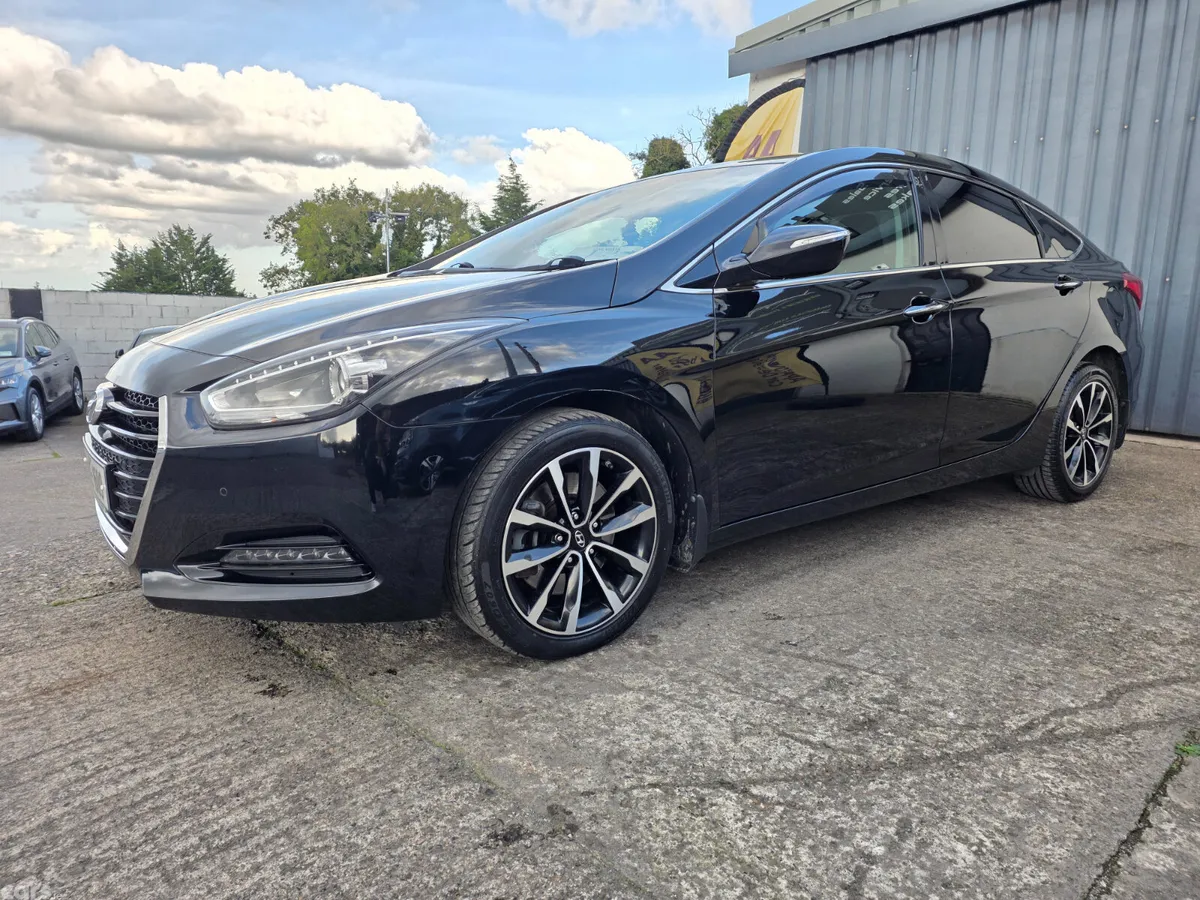 Hyundai i40 Saloon, Diesel, 2016, Black