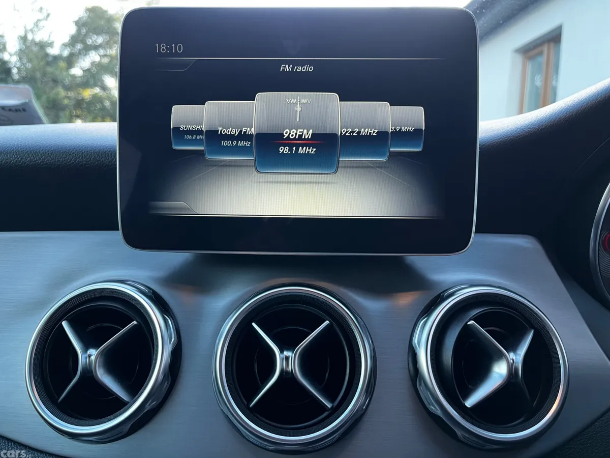 Mercedes-Benz GLA SUV, Petrol, 2019, Grey