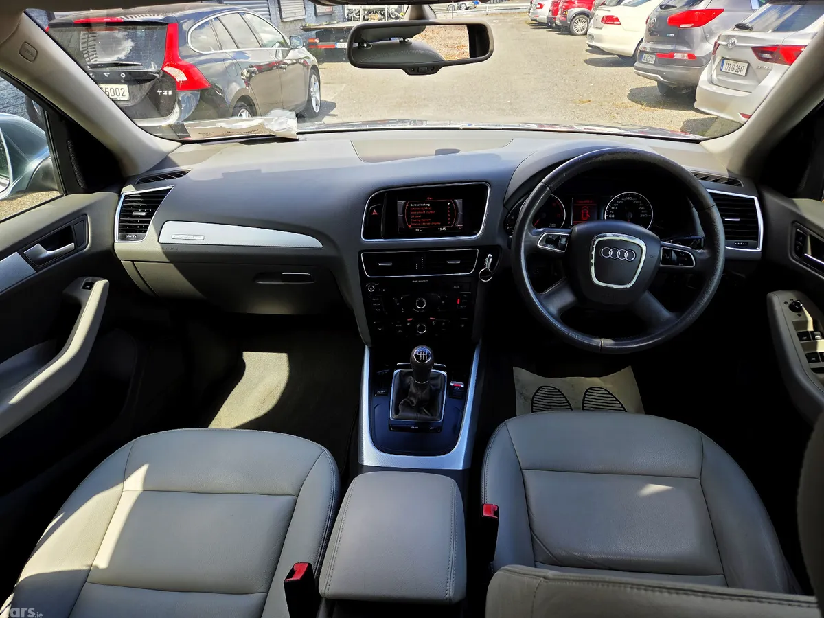 Audi Q5 SUV, Diesel, 2011, Grey