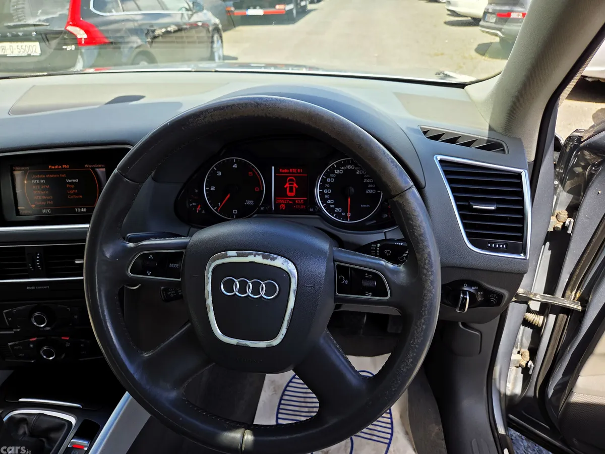 Audi Q5 SUV, Diesel, 2011, Grey