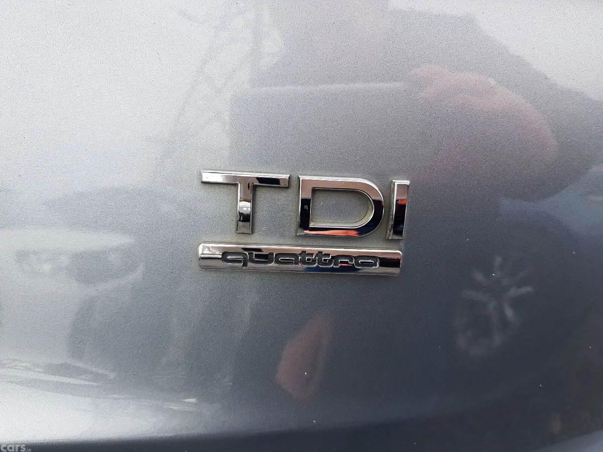 Audi Q5 SUV, Diesel, 2011, Grey
