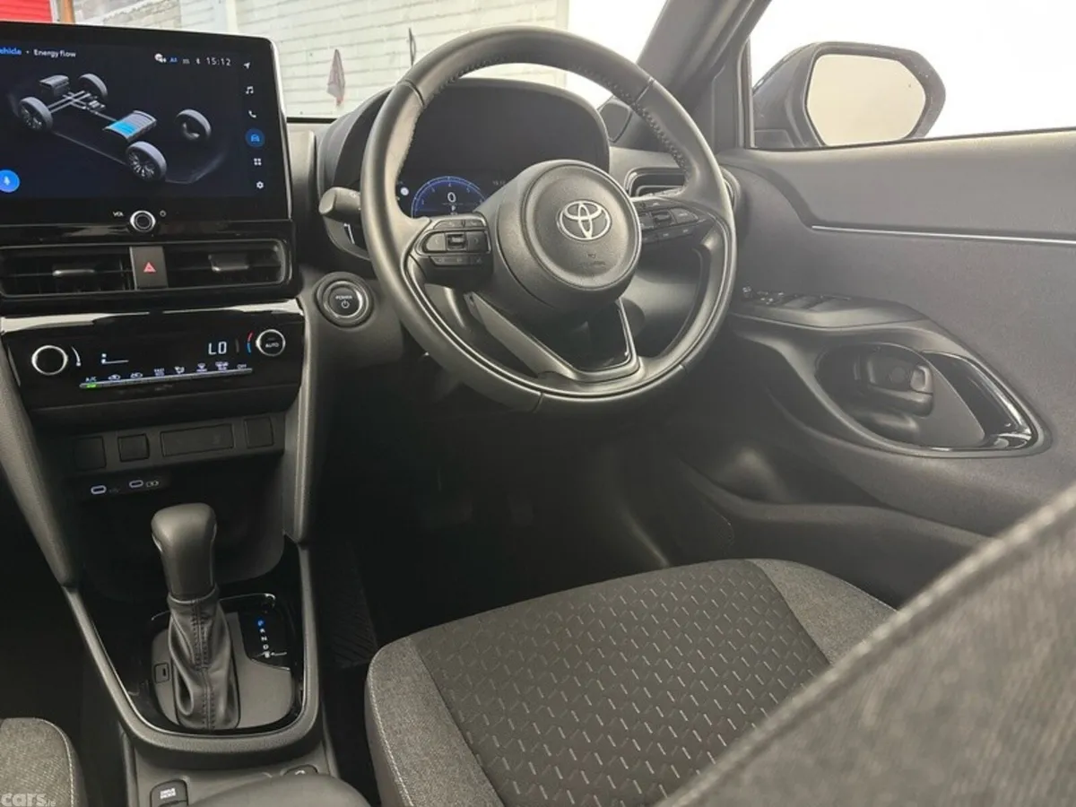 Toyota Yaris Cross SUV, Petrol Hybrid, 2026, Black