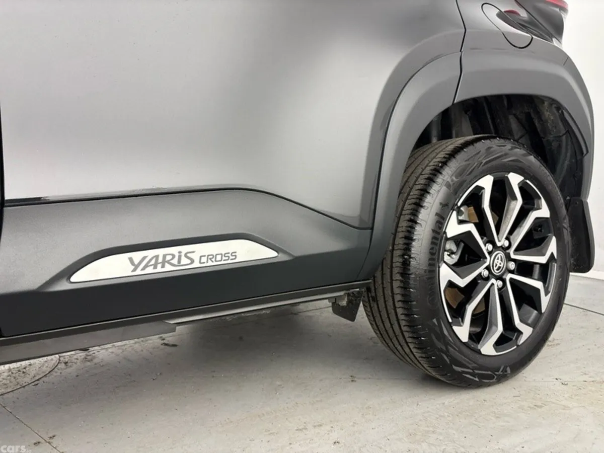 Toyota Yaris Cross SUV, Petrol Hybrid, 2026, Black