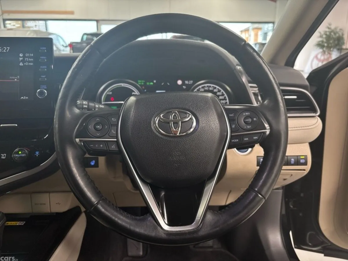 Toyota Camry Saloon, Petrol Hybrid, 2023, Black