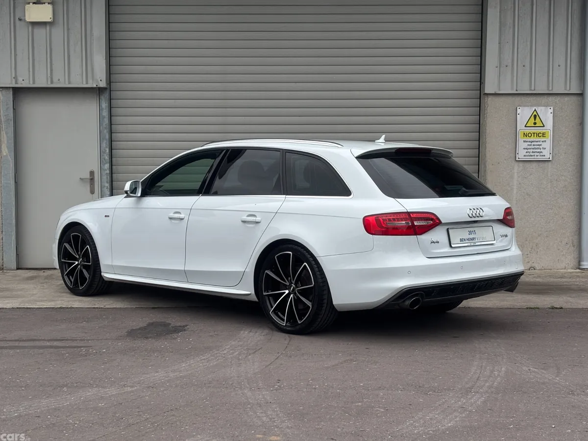 Audi A4 Estate, Petrol, 2015, White