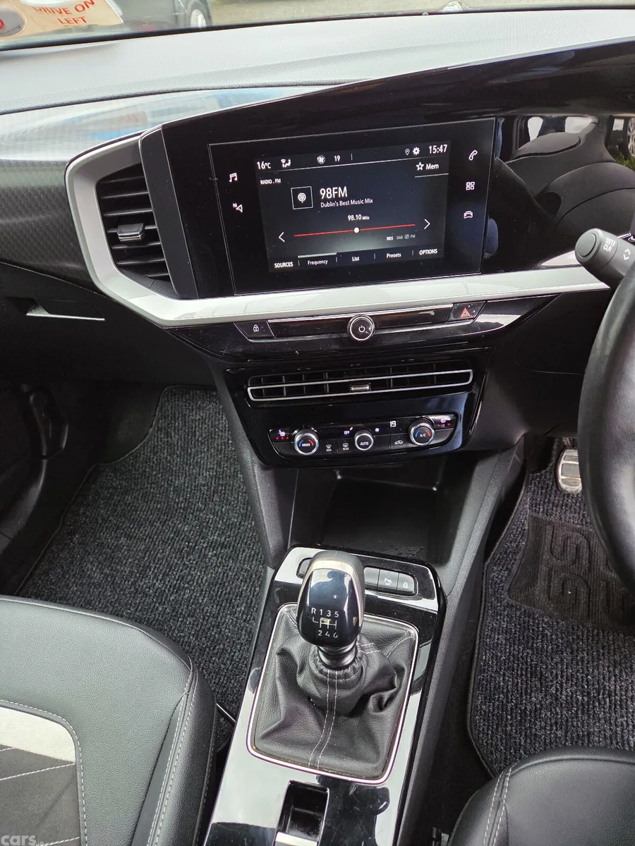 Opel Mokka SUV, Petrol, 2023, Black
