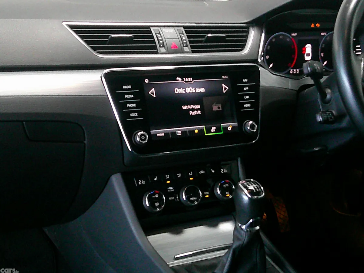 Skoda Superb Saloon, Diesel, 2022, Red