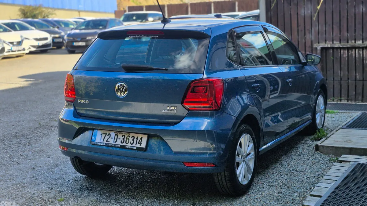 Volkswagen Polo Hatchback, Petrol, 2017, Blue