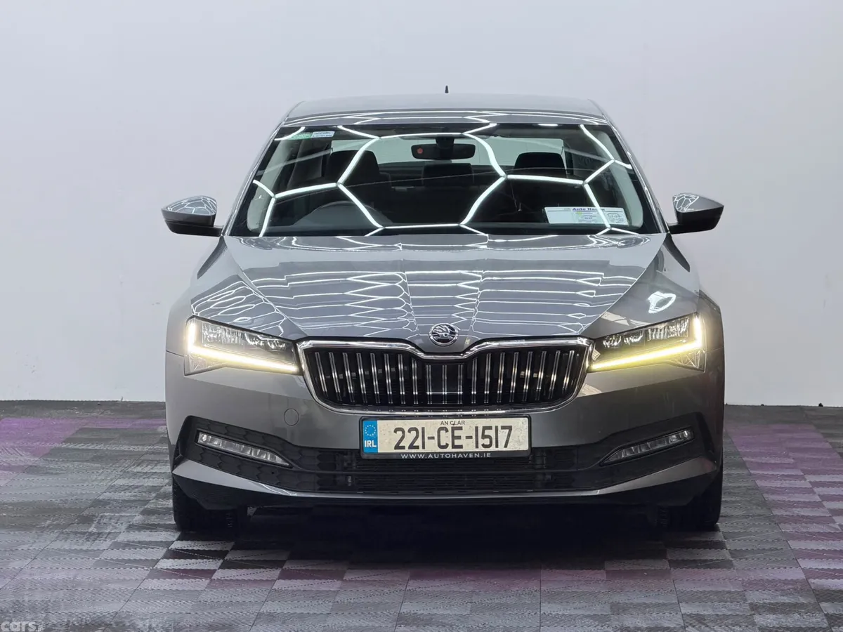 Skoda Superb Saloon, Diesel, 2022, Grey