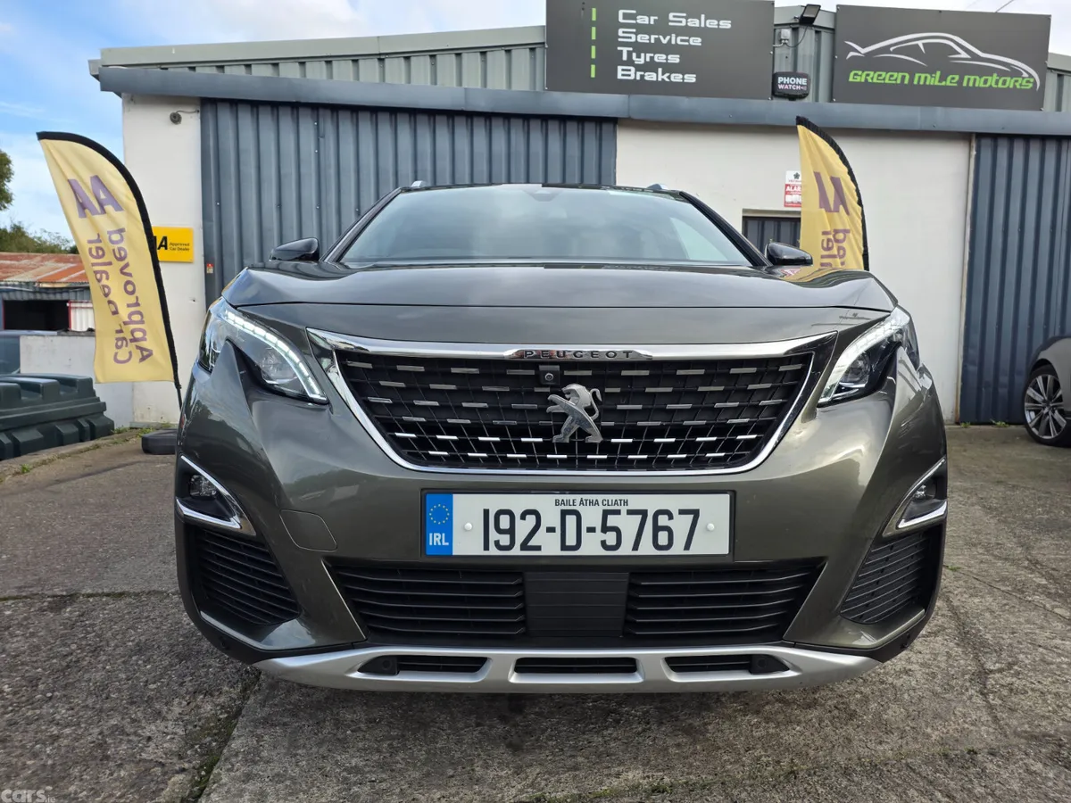 Peugeot 3008 MPV, Petrol, 2019, Grey
