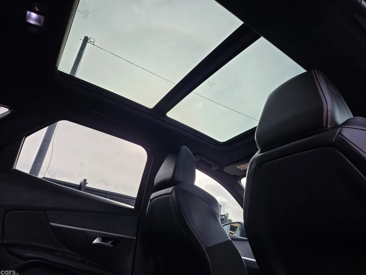 Peugeot 3008 MPV, Petrol, 2019, Grey