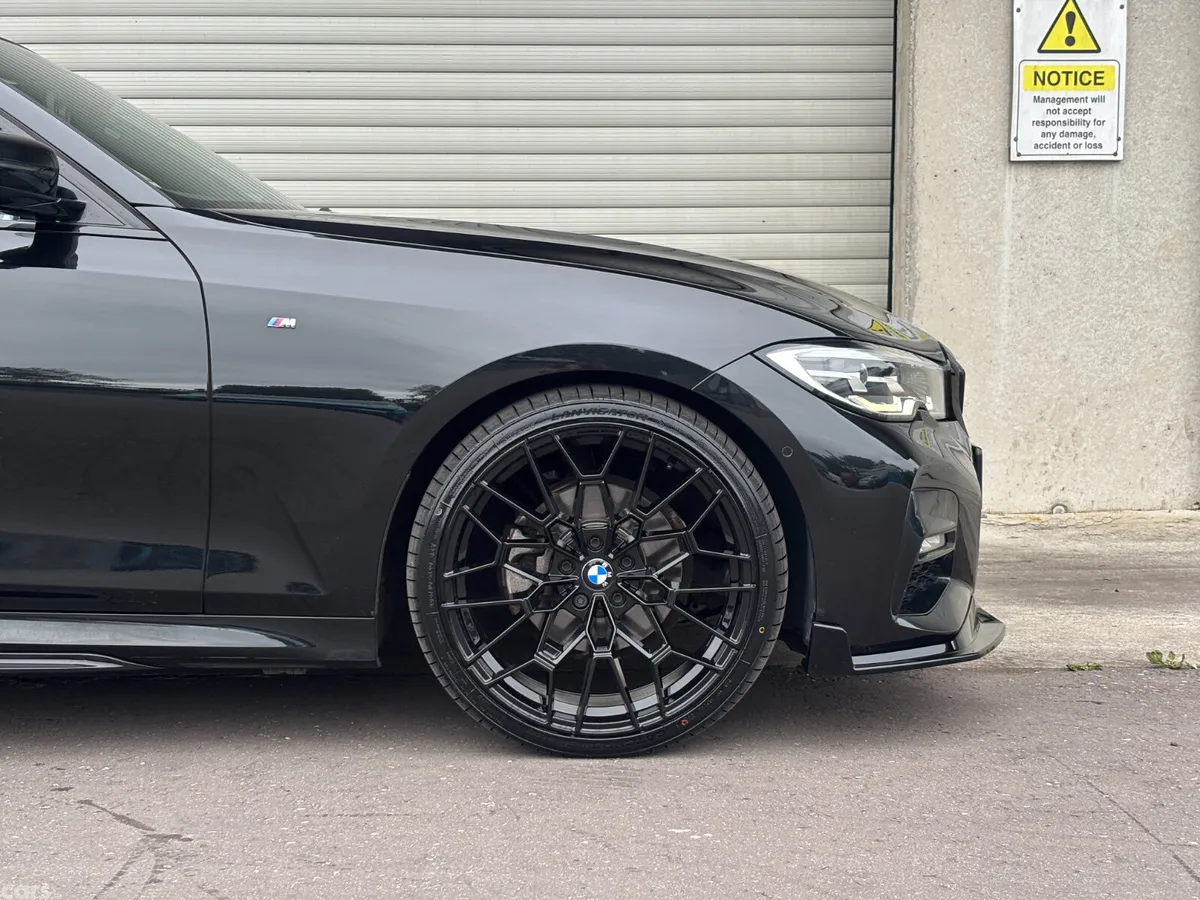 BMW 3-Series Estate, Diesel, 2021, Black