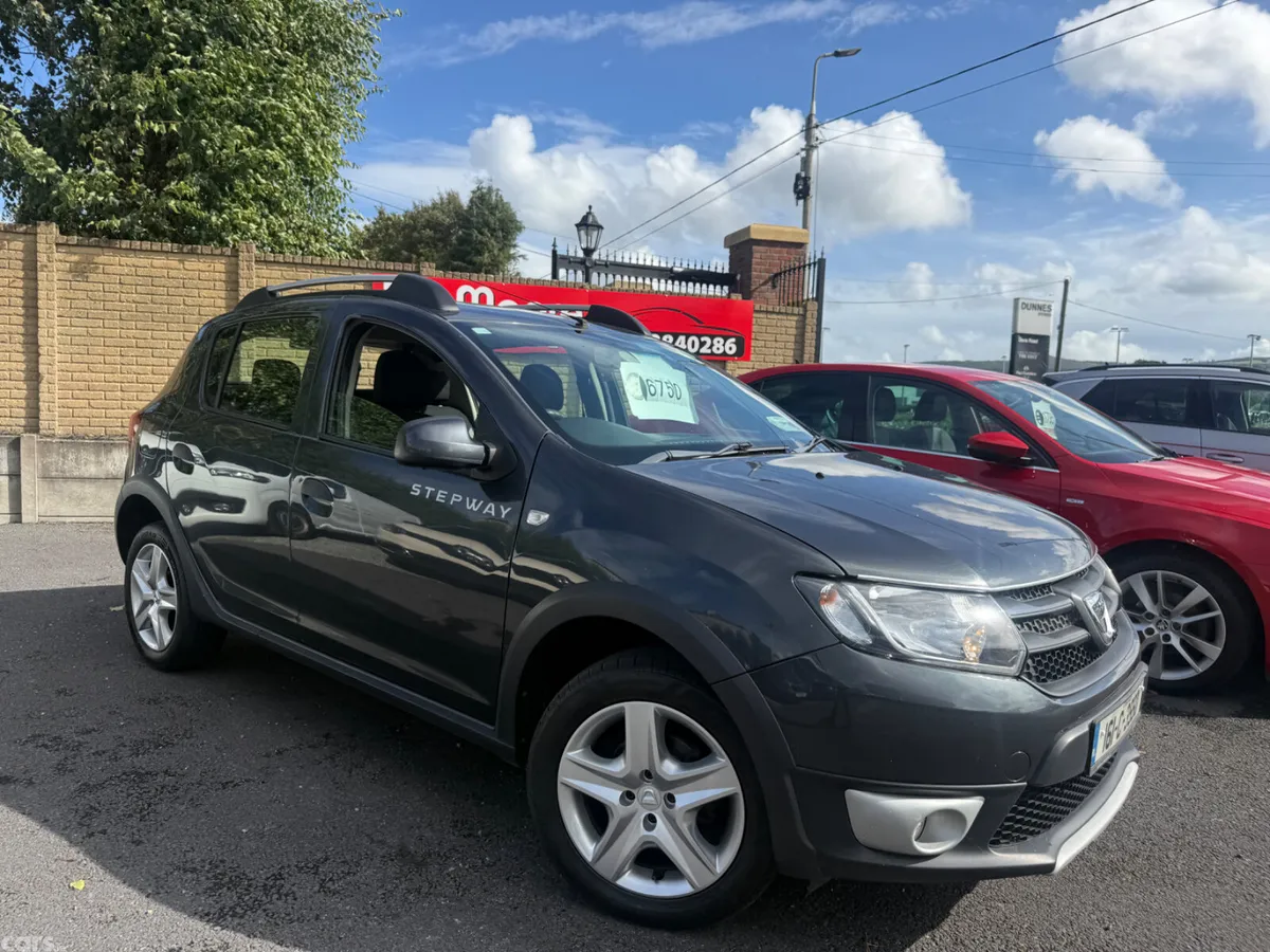 Dacia Sandero Stepway Hatchback, Diesel, 2016, Grey