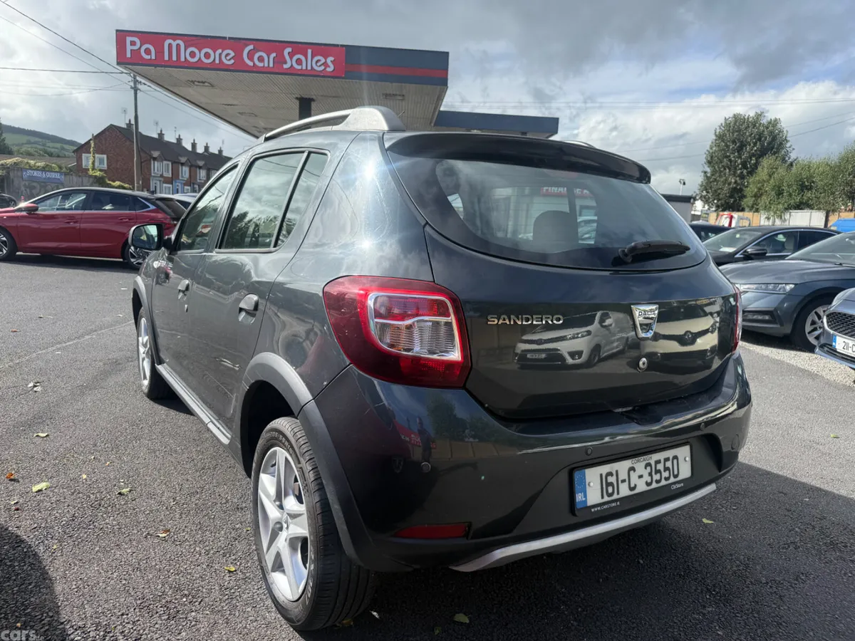 Dacia Sandero Stepway Hatchback, Diesel, 2016, Grey