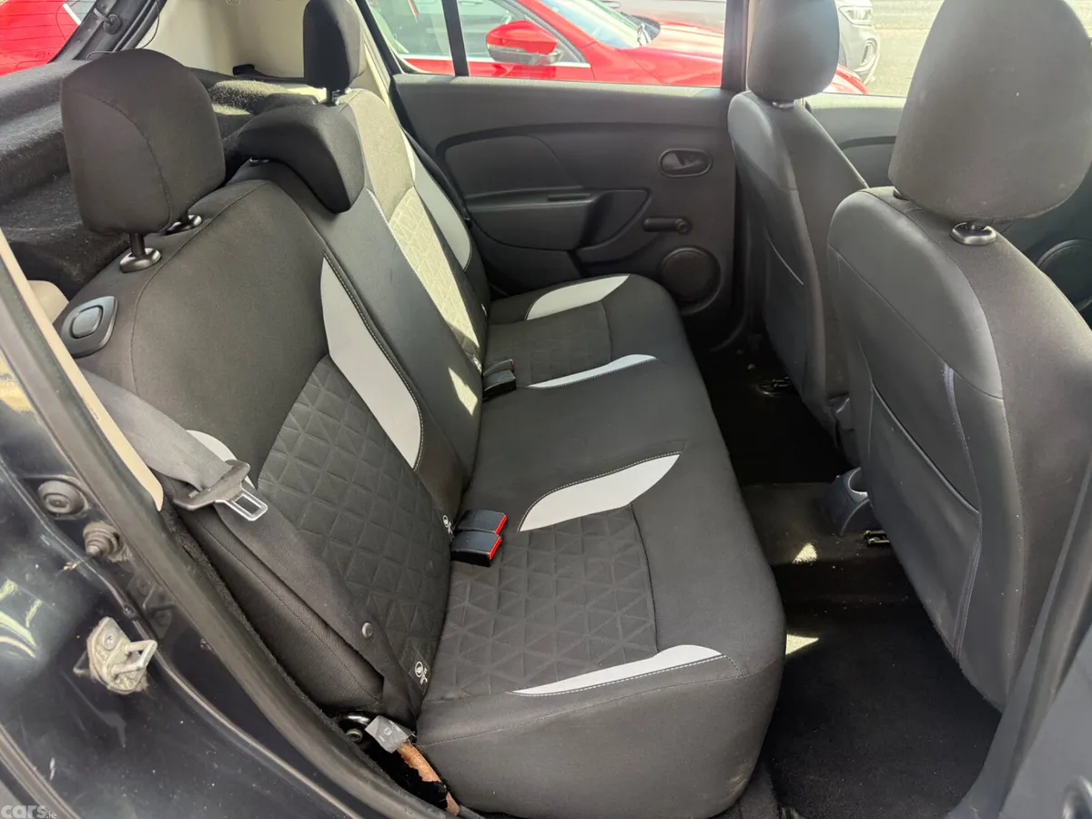 Dacia Sandero Stepway Hatchback, Diesel, 2016, Grey