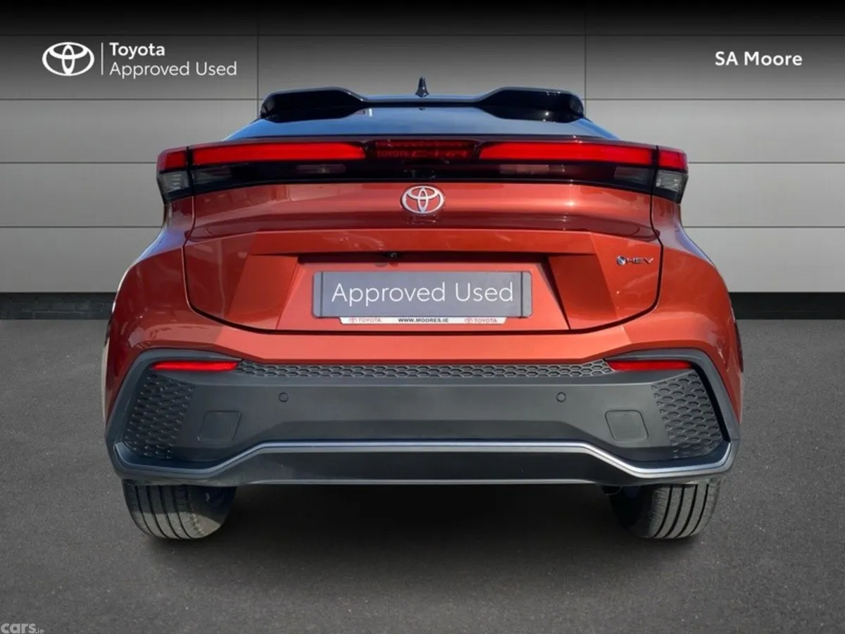 Toyota C-HR SUV, Petrol Hybrid, 2026, Brown