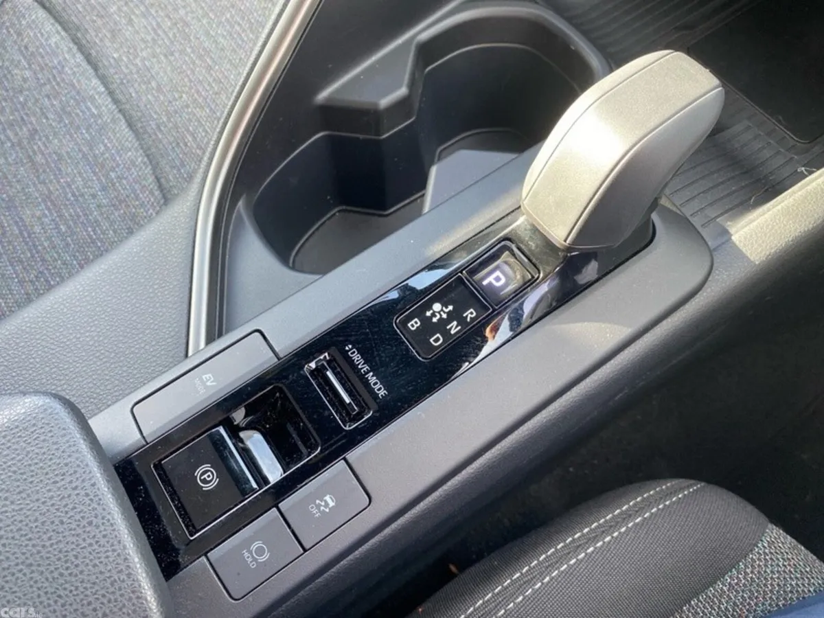 Toyota C-HR SUV, Petrol Hybrid, 2026, Brown