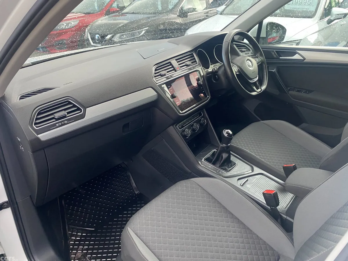 Volkswagen Tiguan SUV, Diesel, 2018, White