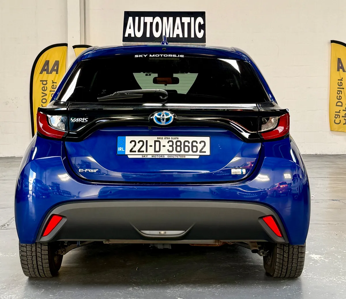 Toyota Yaris Hatchback, Petrol Hybrid, 2022, Blue