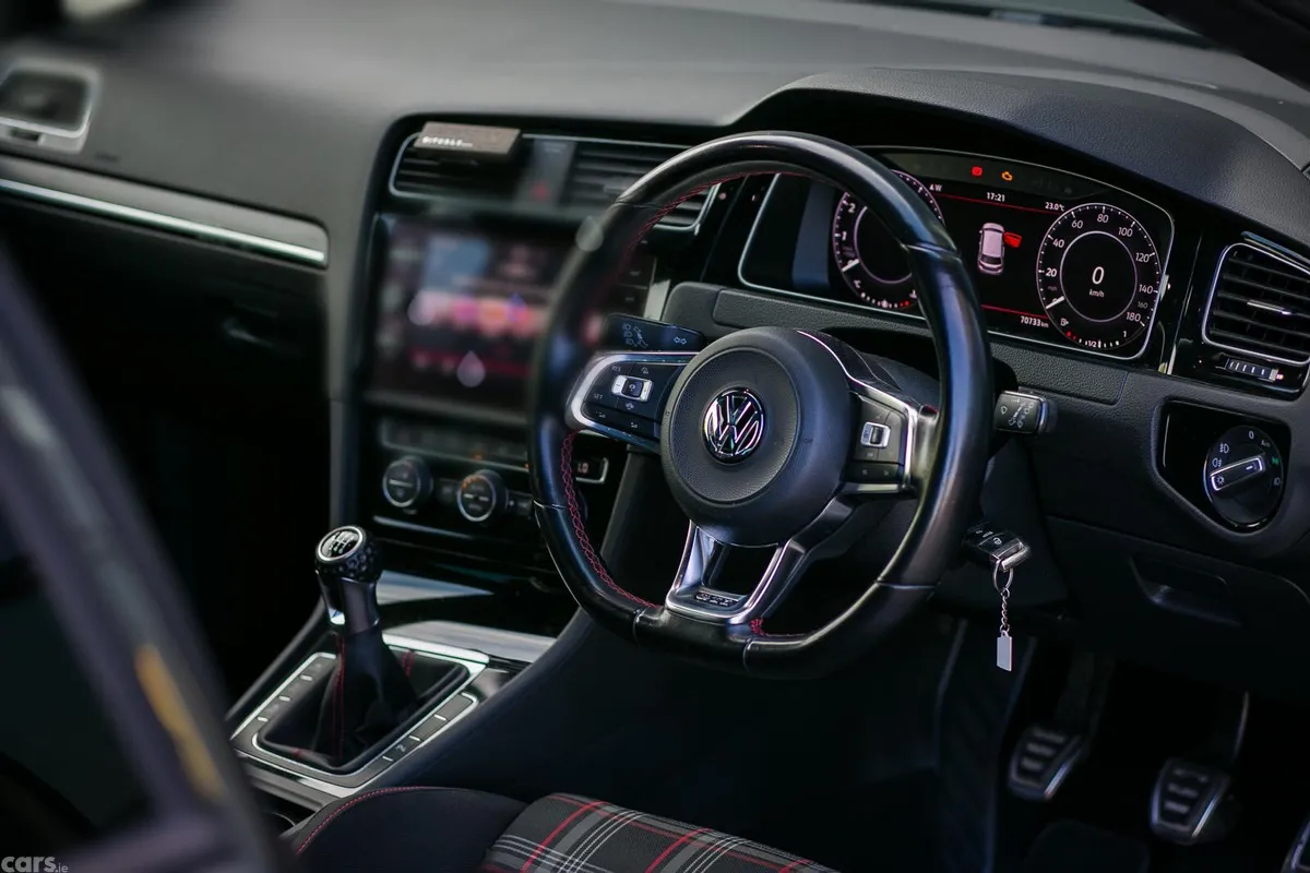Volkswagen Golf Hatchback, Petrol, 2020, Grey