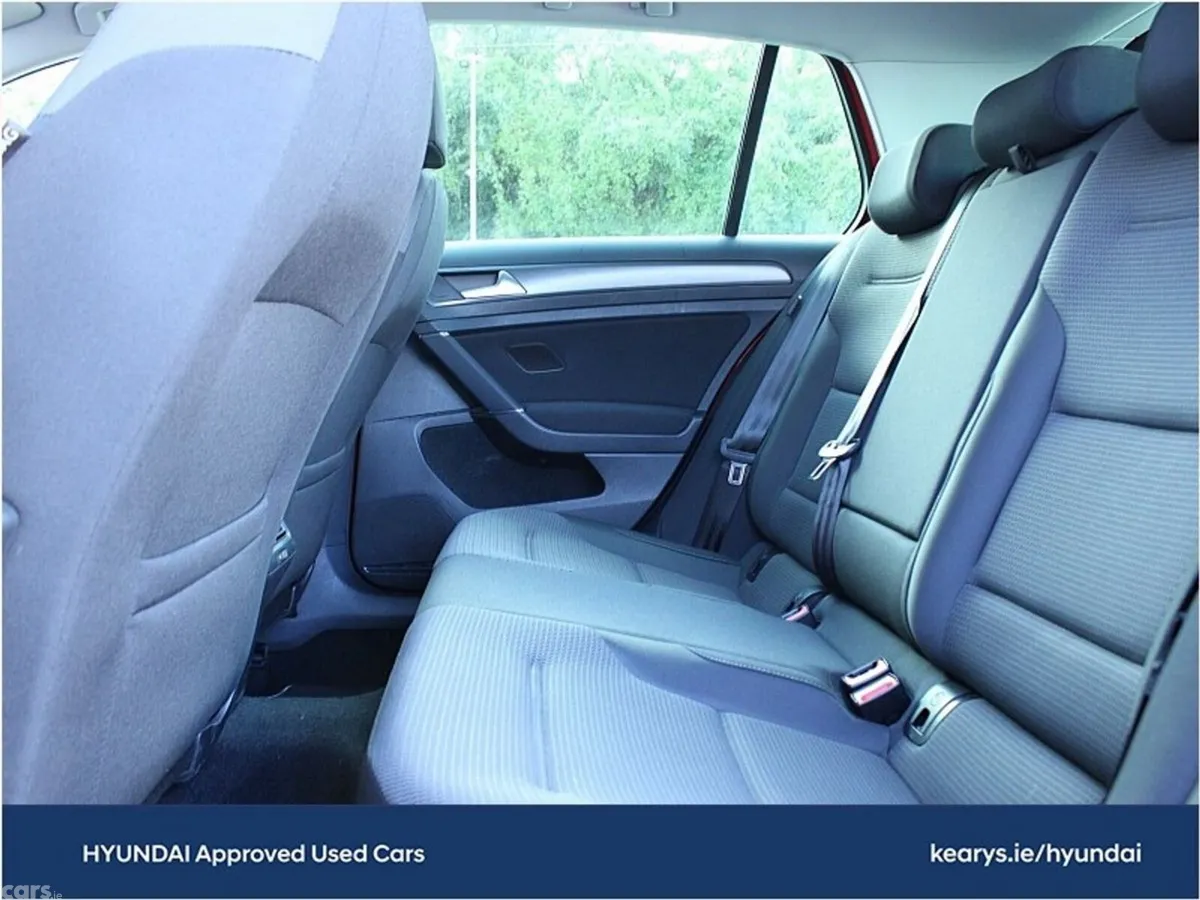 Volkswagen Golf Hatchback, Petrol, 2019, Red