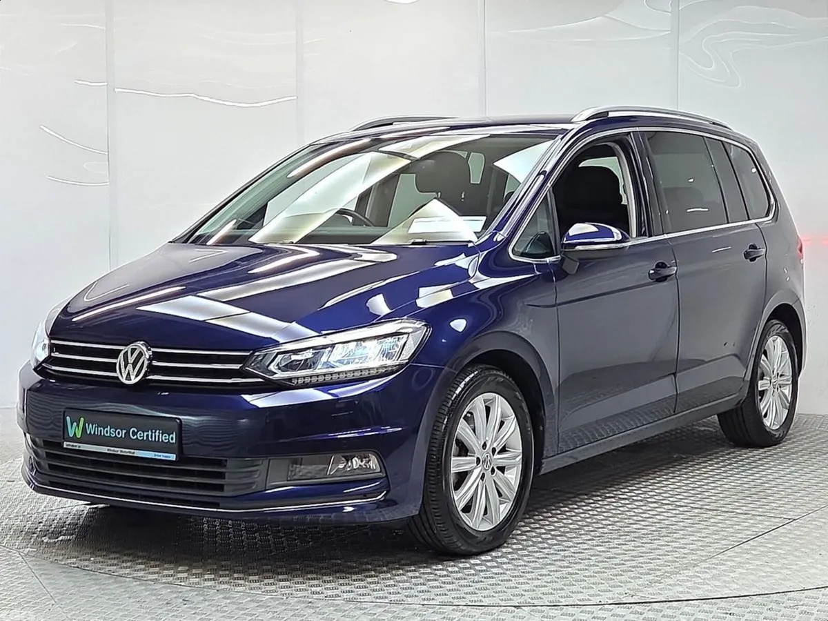 Volkswagen Touran MPV, Petrol, 2018, Blue