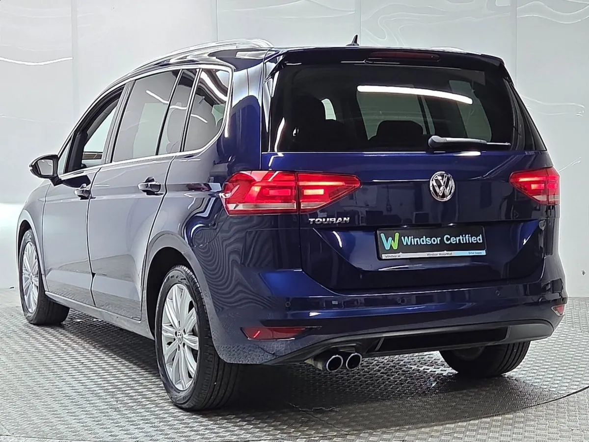 Volkswagen Touran MPV, Petrol, 2018, Blue
