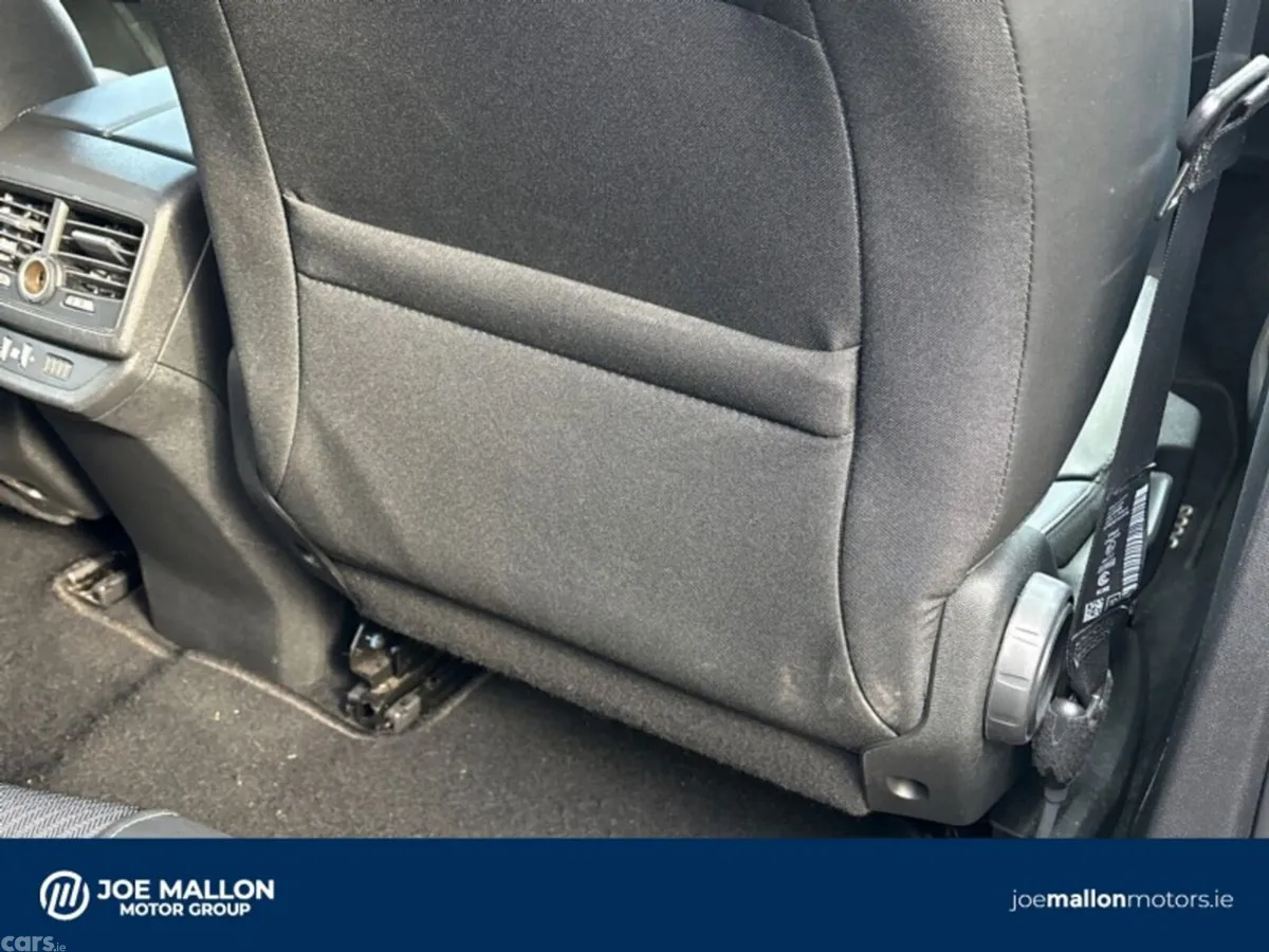 Peugeot 5008 MPV, Diesel, 2025, Blue