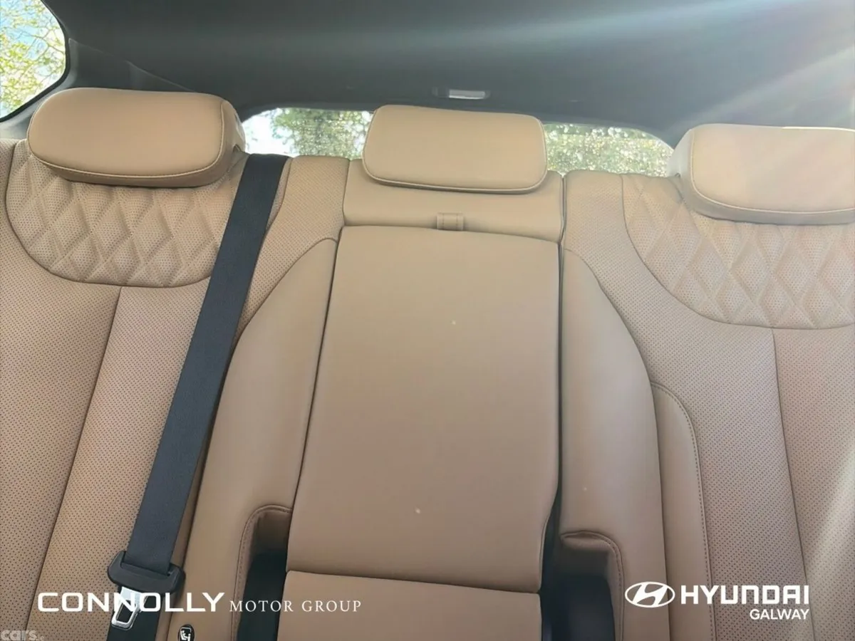 Hyundai Santa Fe SUV, Petrol Plug-in Hybrid, 2022, Grey