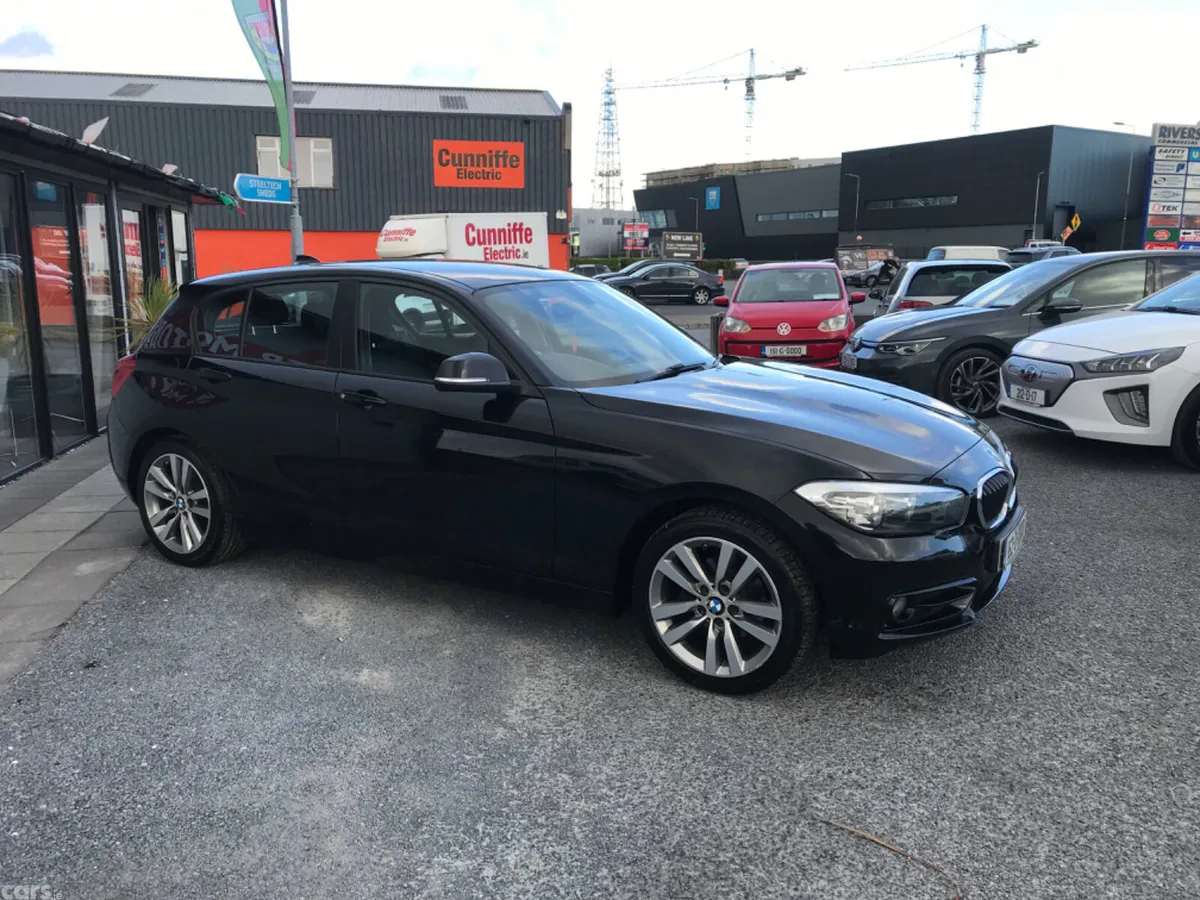 BMW 1-Series Hatchback, Diesel, 2016, Black