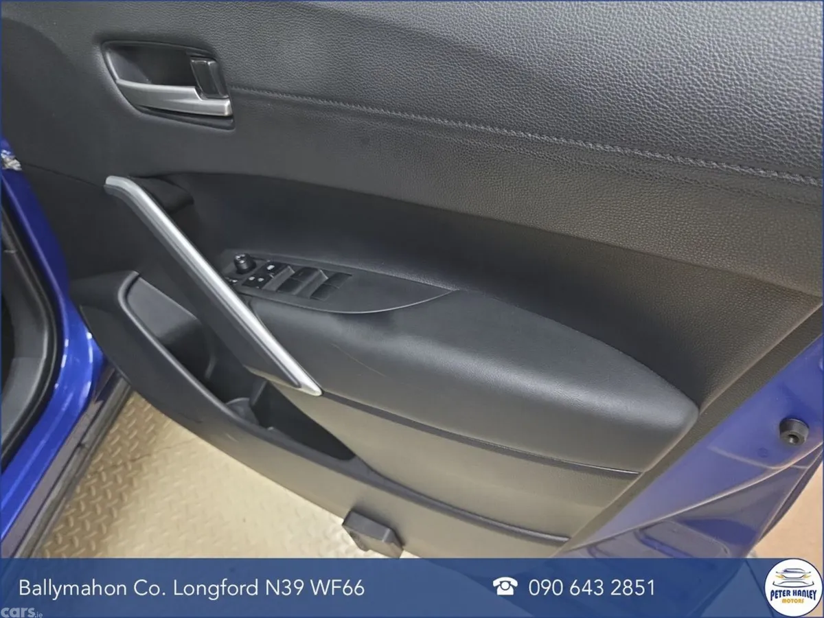 Toyota Corolla Cross Hatchback, Petrol Hybrid, 2025, Blue