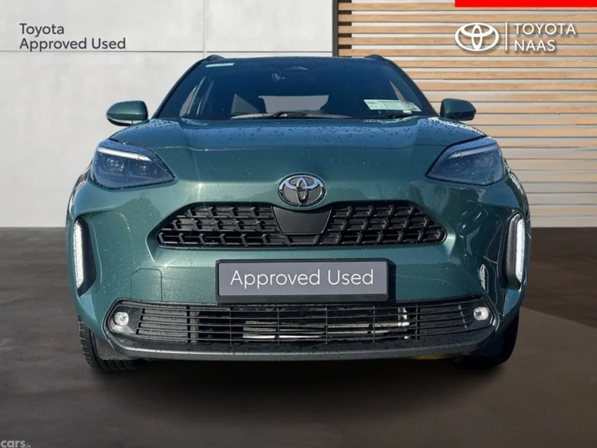 Toyota Yaris Cross Hatchback, Petrol Hybrid, 2026, Green