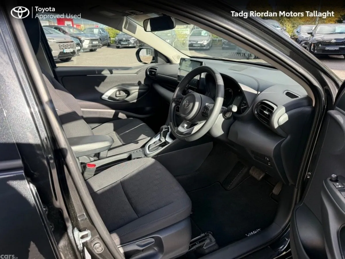 Toyota Yaris Hatchback, Petrol Hybrid, 2026, Black