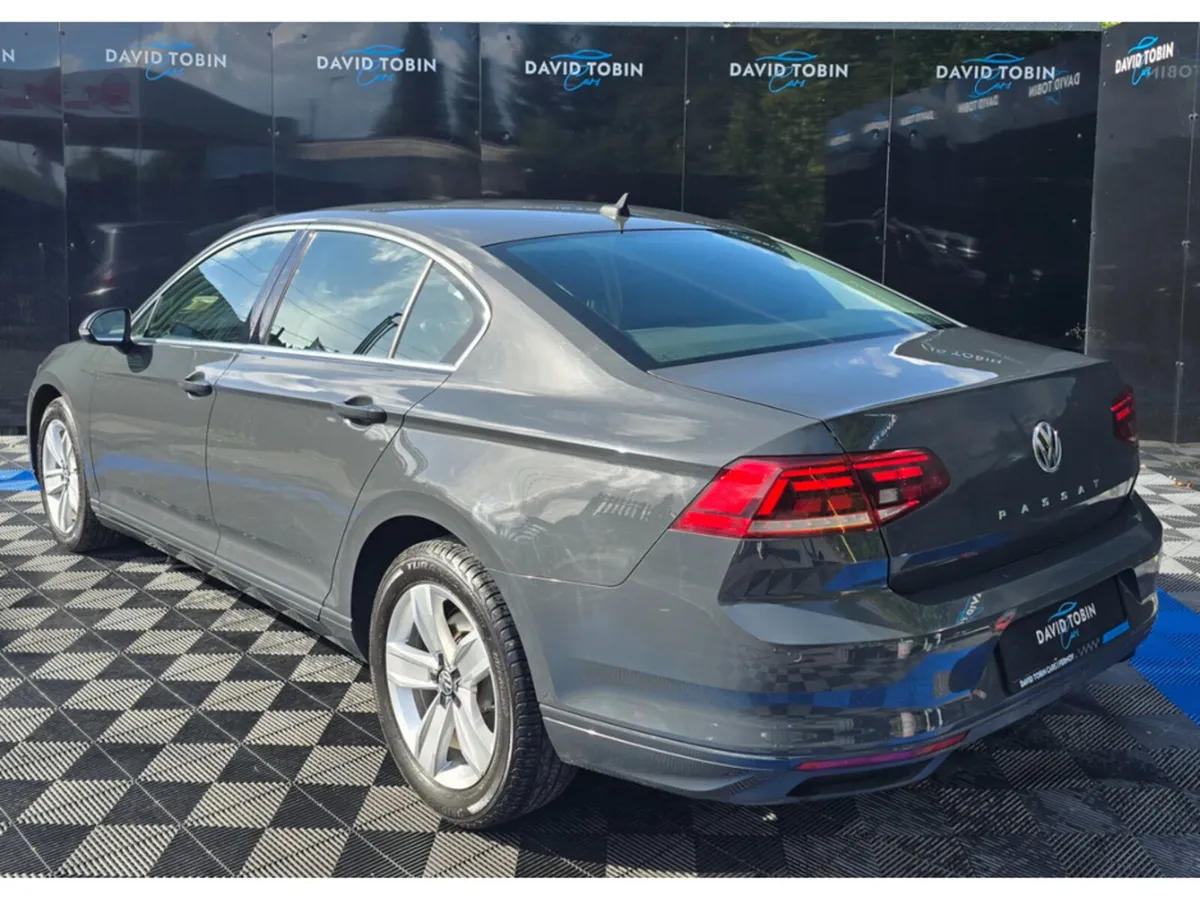 Volkswagen Passat Saloon, Diesel, 2020, Grey