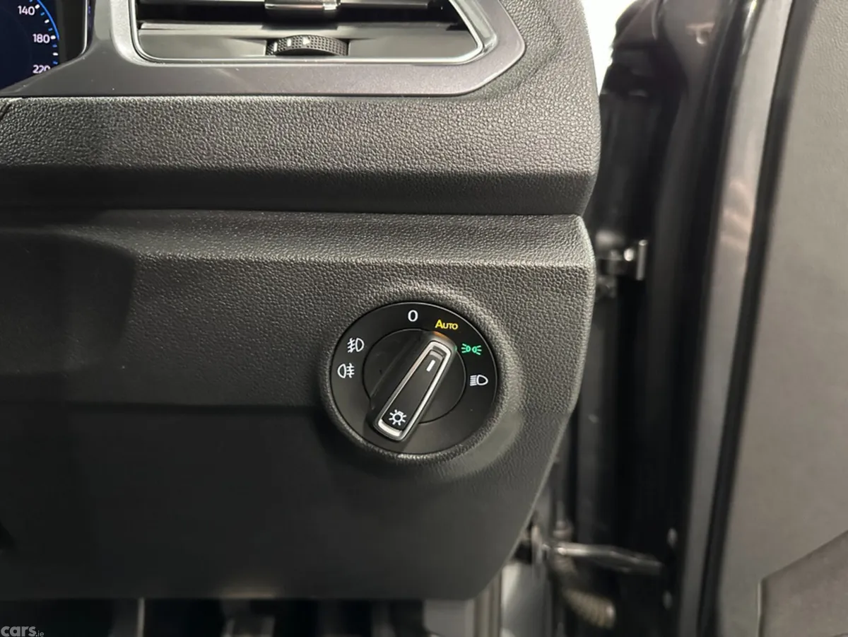 Volkswagen T-Roc SUV, Diesel, 2021, Grey