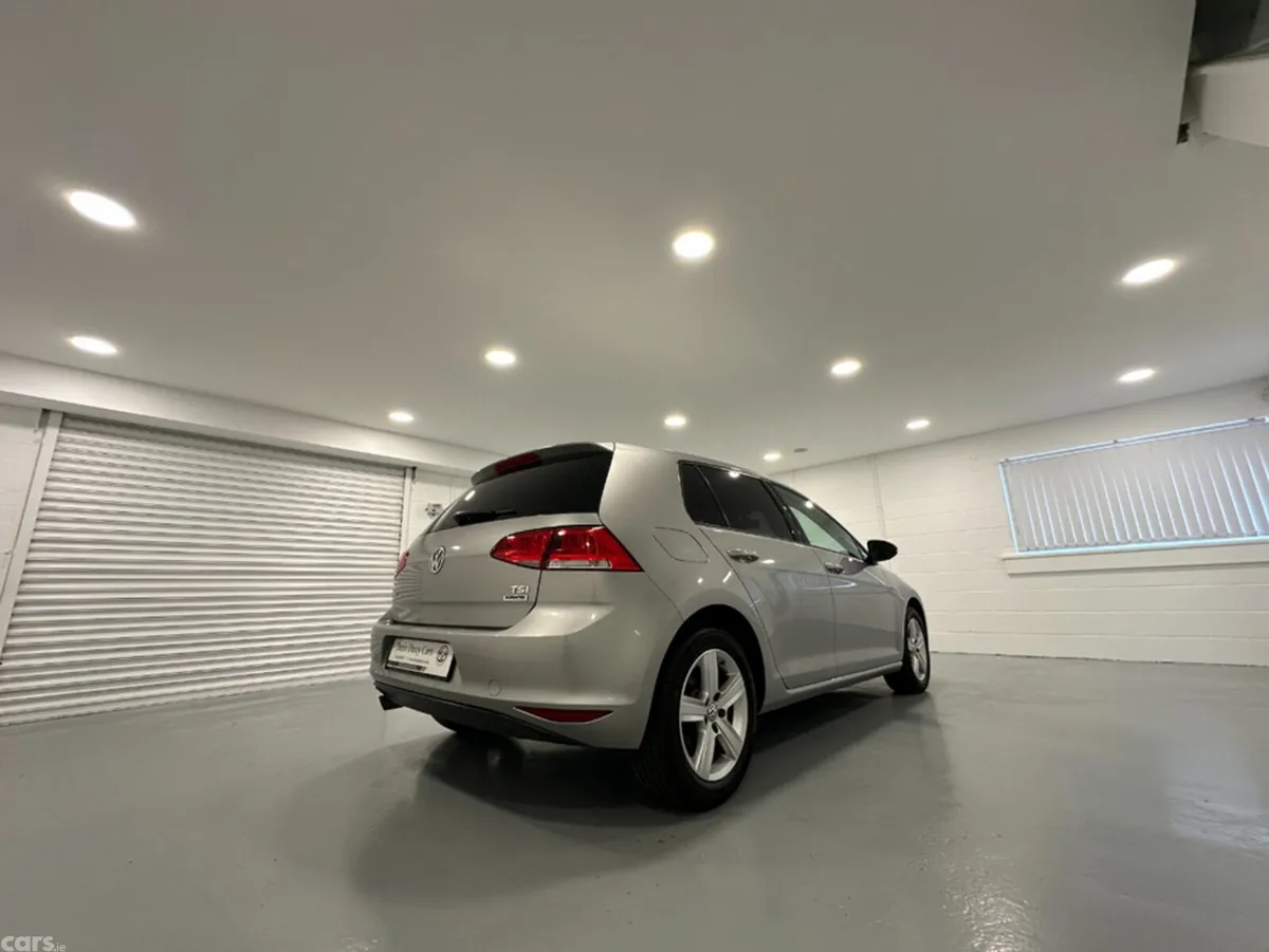 Volkswagen Golf Hatchback, Petrol, 2015, Silver