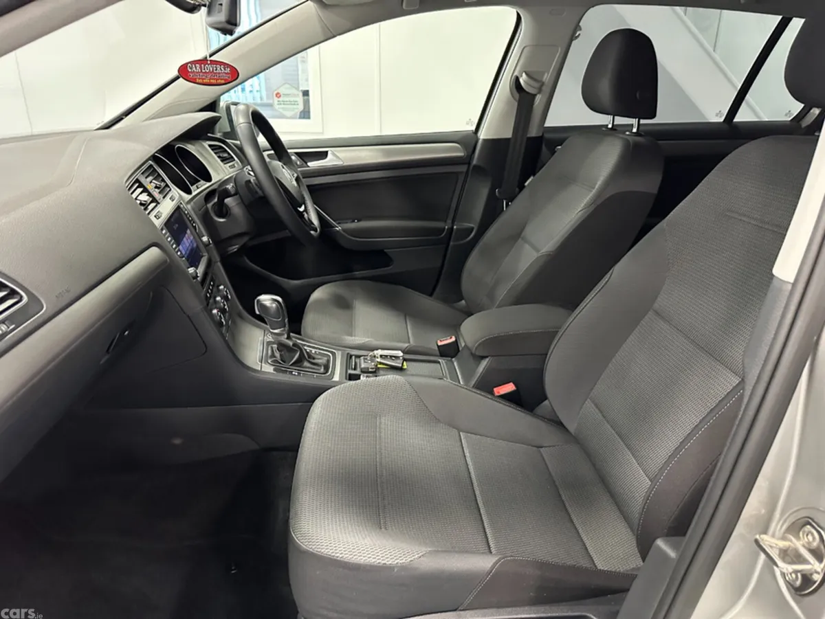 Volkswagen Golf Hatchback, Petrol, 2015, Silver