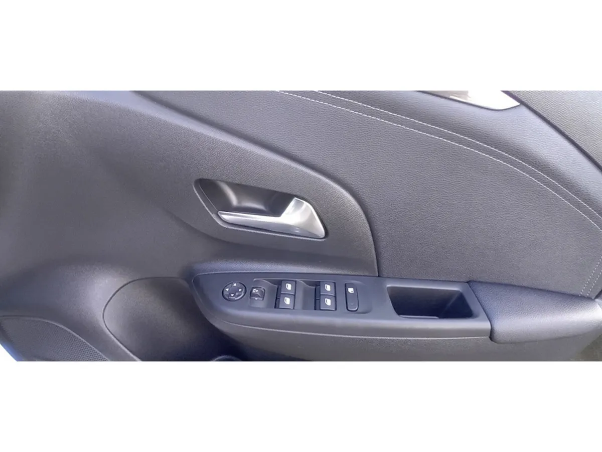 Opel Corsa Hatchback, Petrol, 2022, Grey