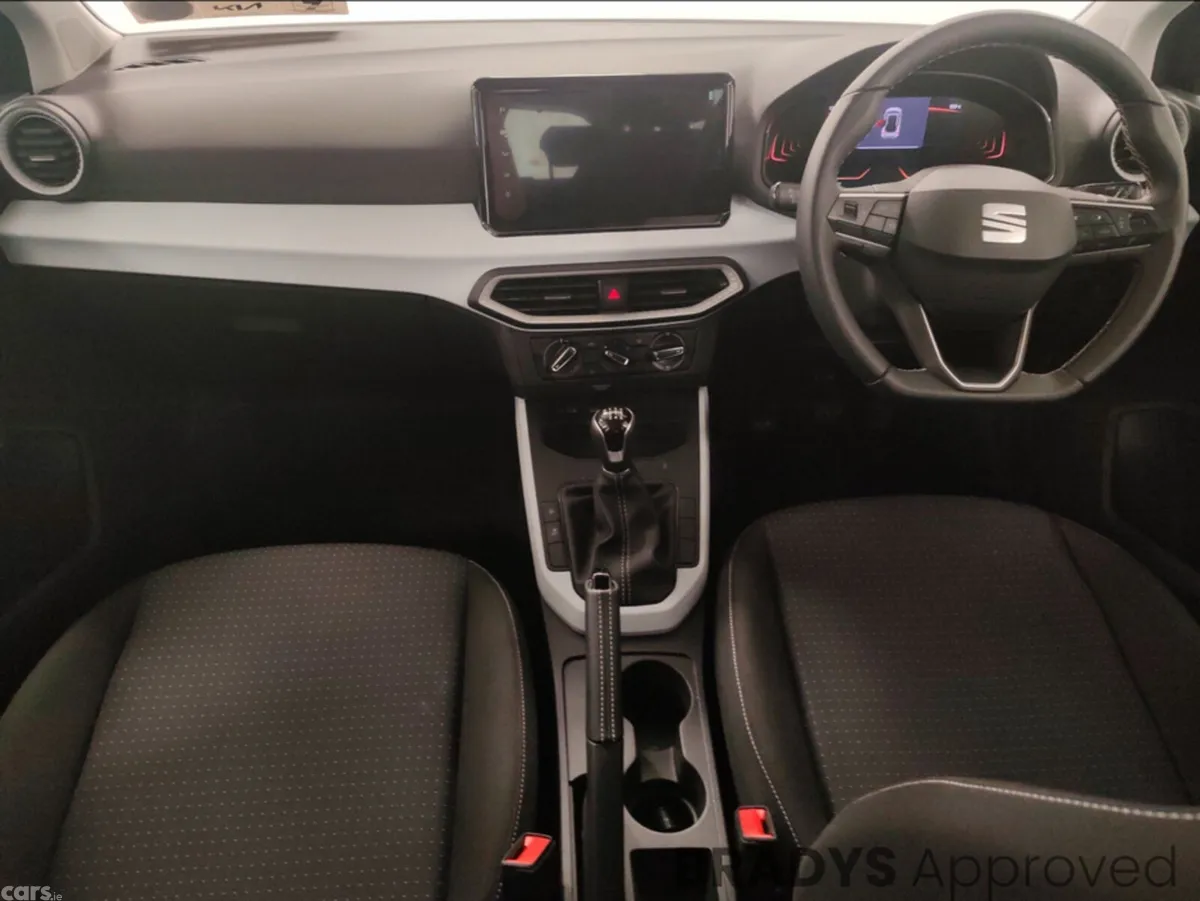 SEAT Arona Hatchback, Petrol, 2025, Black