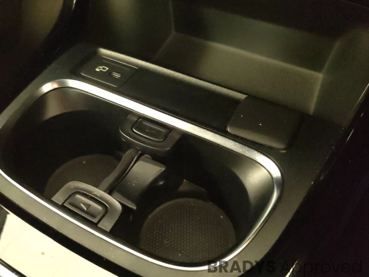 Mercedes-Benz A-Class Estate, Petrol, 2019, White