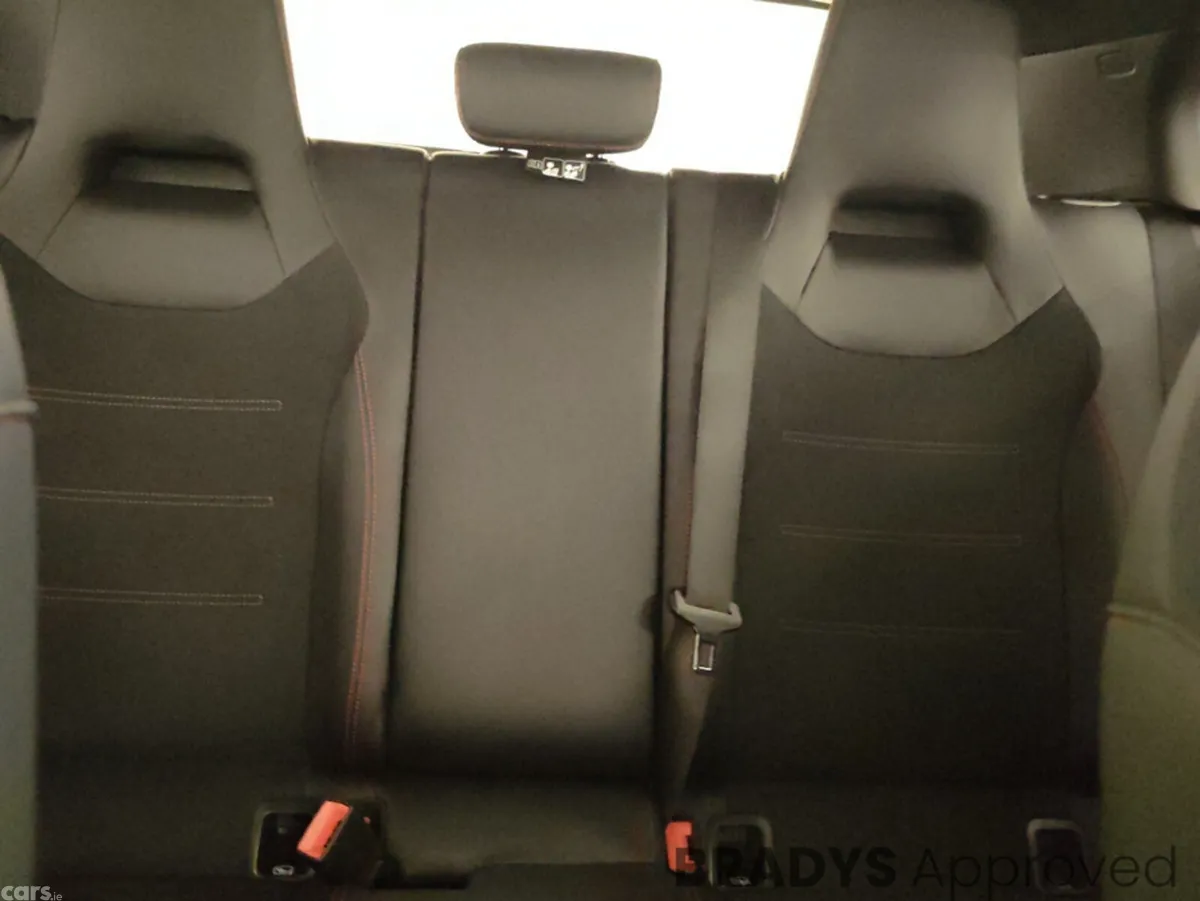 Mercedes-Benz A-Class Estate, Petrol, 2019, White